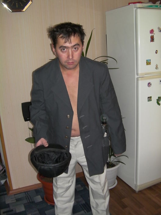 и это я