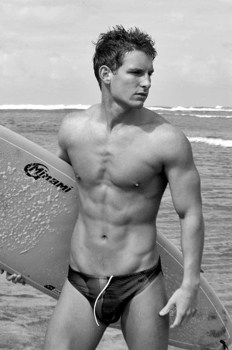 MALE M