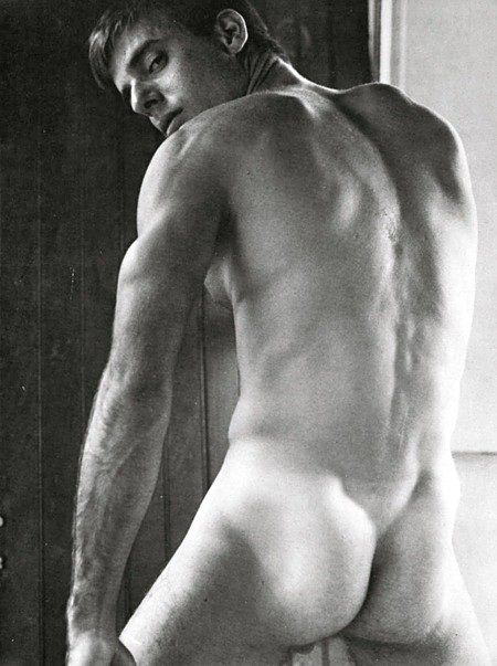 MALE M