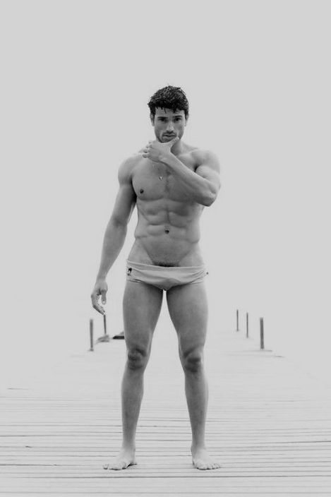 MALE M
