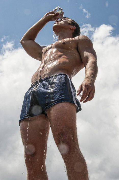 MALE M