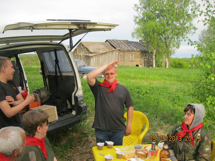 снова в пионеры))