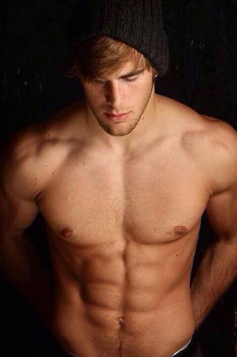 MALE M