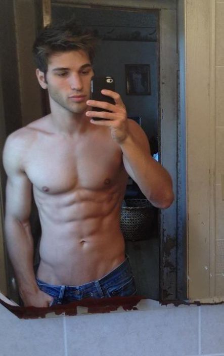 Petite gaysex POV tinder