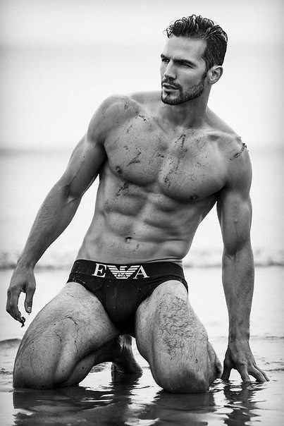 MALE M
