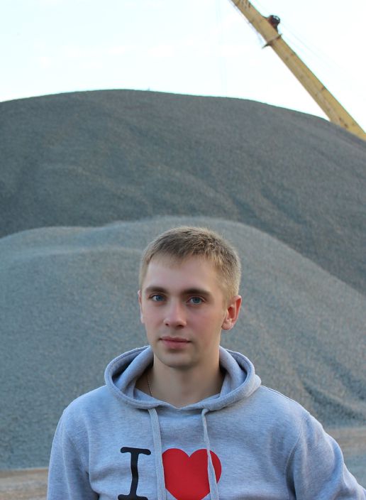 Ищу девушку для совместного время сапровождения)