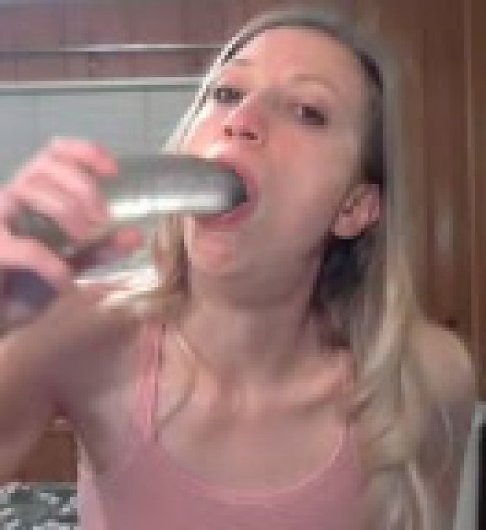 ВОТ ЭТО ГЛОТКА...