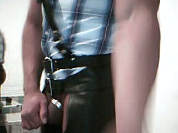 Leather Muscle Cam Show